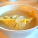 香桃 - 燕の巣入りスープ餃子 フィッシュスープ