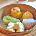 香桃 - 蒸し点心五種盛り合わせ