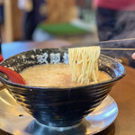 豚骨らーめん 双頭龍 - 