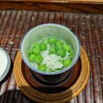 ぬま田 - スナップエンドウの出汁ご飯