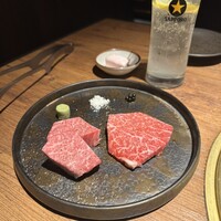 和牛とタン 焼肉 とみ 新橋本店 - 