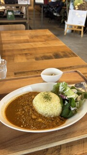 Bread & Coffee by MOTOTECA