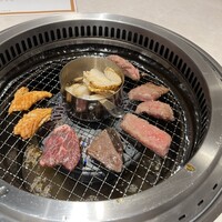 馬車道 de 焼肉 DOURAKU CORRIDA 北仲ブリック＆ホワイト店 - 