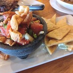 Meskla Chamoru Fusion BISTRO - フレッシュアヒポケ＄15