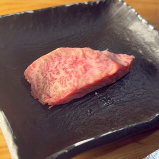 立喰い焼肉 治郎丸_2