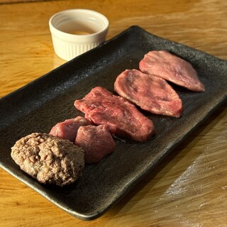 立喰い焼肉 治郎丸_1