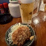 TORITON - 生中、お通し（メンチカツ）