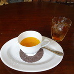 ラ クチーナ ヴェンティトレ - パンナコッタ　アイスティー