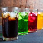 鉄鍋餃子  炭火焼鳥 もつ鍋  九州酒場  丸九 - 