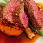 Aux Crieurs de Vin - アップで