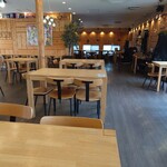 Cafe du Riche - すぐにほぼ満席となった