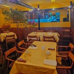 Aux Crieurs de Vin - 内観