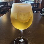 琉球料理 ぬちがふぅ - レモンビールです。