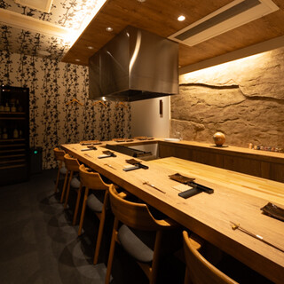 職人や生産者の方との出会いから生まれた【から嶋】