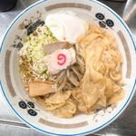 中華そば みたか - ワンタンメン油そば（麺軽）　半熟卵付き