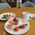 Hyatt Regency - 二日目のラウンジ