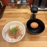 らあめん 常護 - まずは卵かけごはんの提供です('25/06/05)