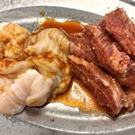 やっとかめ - 料理写真:上ホルモン＆ソフトハラミ