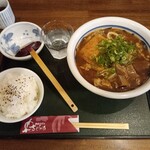 讃岐うどん さくらや - すじカレーうどん+白ごはん