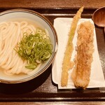 香川 一福 - かけ中　＋アスパラ天　＋1本ちくわ天