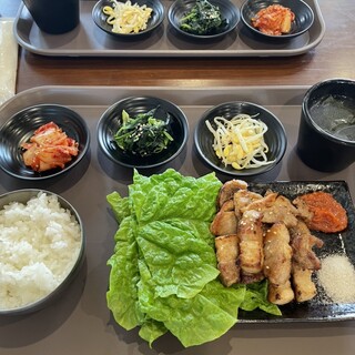口コミ一覧 : 明洞食堂 みのおキューズモール店 - 箕面萱野/韓国料理