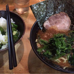 武道家 - ラーメンほうれん草まし