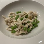 台北晶華酒店- 蘭亭 - 鶏肉とグリーンピースの炒め物