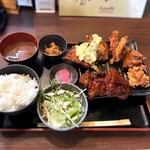 壱屋 - 『ミックス定食（からあげ3個、南蛮2枚、ソース2枚）@1,100円』ボリュームは抜群！
