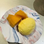 鮨shizuku 西天満 - マンゴーとマンゴーアイス