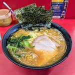 ラーメン 杉田家 本店