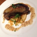 ラ・ピッチョリー・ドゥ・ルル - ランチコース（２，０００円＋税）のメイン「豚タンとナスのミルフィーユ仕立て　マスタードソース」２０１４年８月