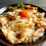 麺屋　たか - 甘辛く味付けされた豚バラ肉がたまらなく美味しい