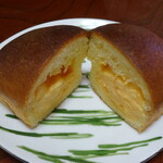 BAKERY CONNE PLATE - うまみたまごのクリームパン