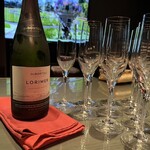 カラオケダイニング BLOOM LOUNGE - 店長さんからサービスでスパークリングワインをいただきました