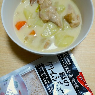 ナゴヤ キッチュ エ ビオ_0