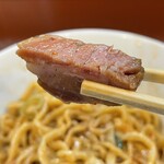 らーめん香澄 - 味玉煮干しまぜそば チャーシュー リフトアップ