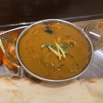 ASIAN RESTAURANT Atithi - 茄子とチキンのカレー