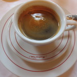 マダム・トキ - 食後のコーヒー。