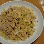 万豚記 - 豚ネギ塩炒飯（￥928）