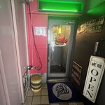 エスビーダイナー コウベ - 入口