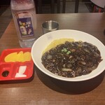 香港飯店 0410 - チャジャン麺　¥880