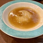 南粤美食 - フカヒレの姿煮