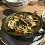 303129647 - 舞茸と燻製チーズの焼チーズカレー1800円