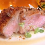 ル・ジュー・ドゥ・ラシエット  - ランチ7皿コース 5040円 の乳飲み仔羊と野菜のフリット コンソメソース添え