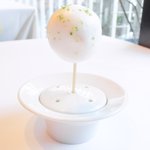 ル・ジュー・ドゥ・ラシエット  - ランチ7皿コース 5040円 の真鯛のマリネ 米エキスの泡 ライムの皮添え