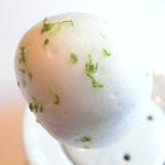 ル・ジュー・ドゥ・ラシエット  - ランチ7皿コース 5040円 の真鯛のマリネ 米エキスの泡 ライムの皮添え