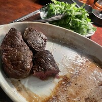 カルネジーオ イースト - 