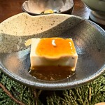 山菜料理 みたき園 - わらびが入った自家製豆腐