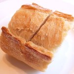 ル・ジュー・ドゥ・ラシエット  - ランチ7皿コース 5040円 のパン