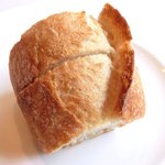 ル・ジュー・ドゥ・ラシエット  - ランチ7皿コース 5040円 のパン